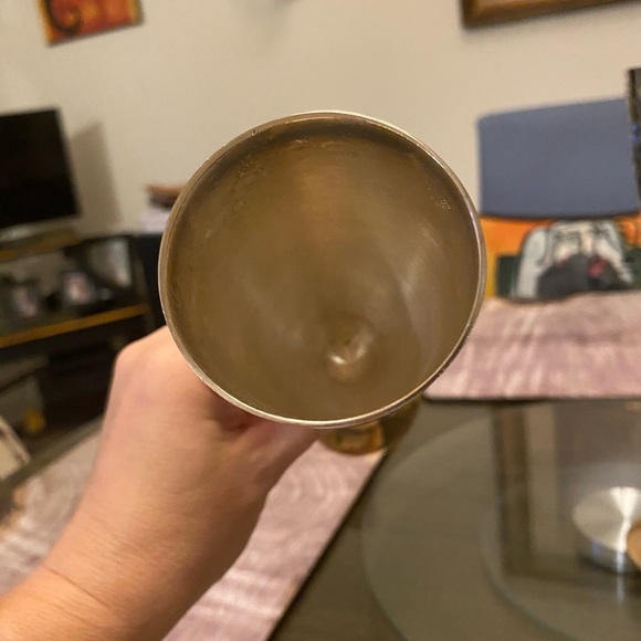 Luxurious Silver and Gold Etched Champagne Flutes - Picture 3 of 4